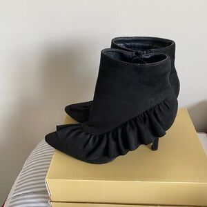 Elegant Black Ankle Boots